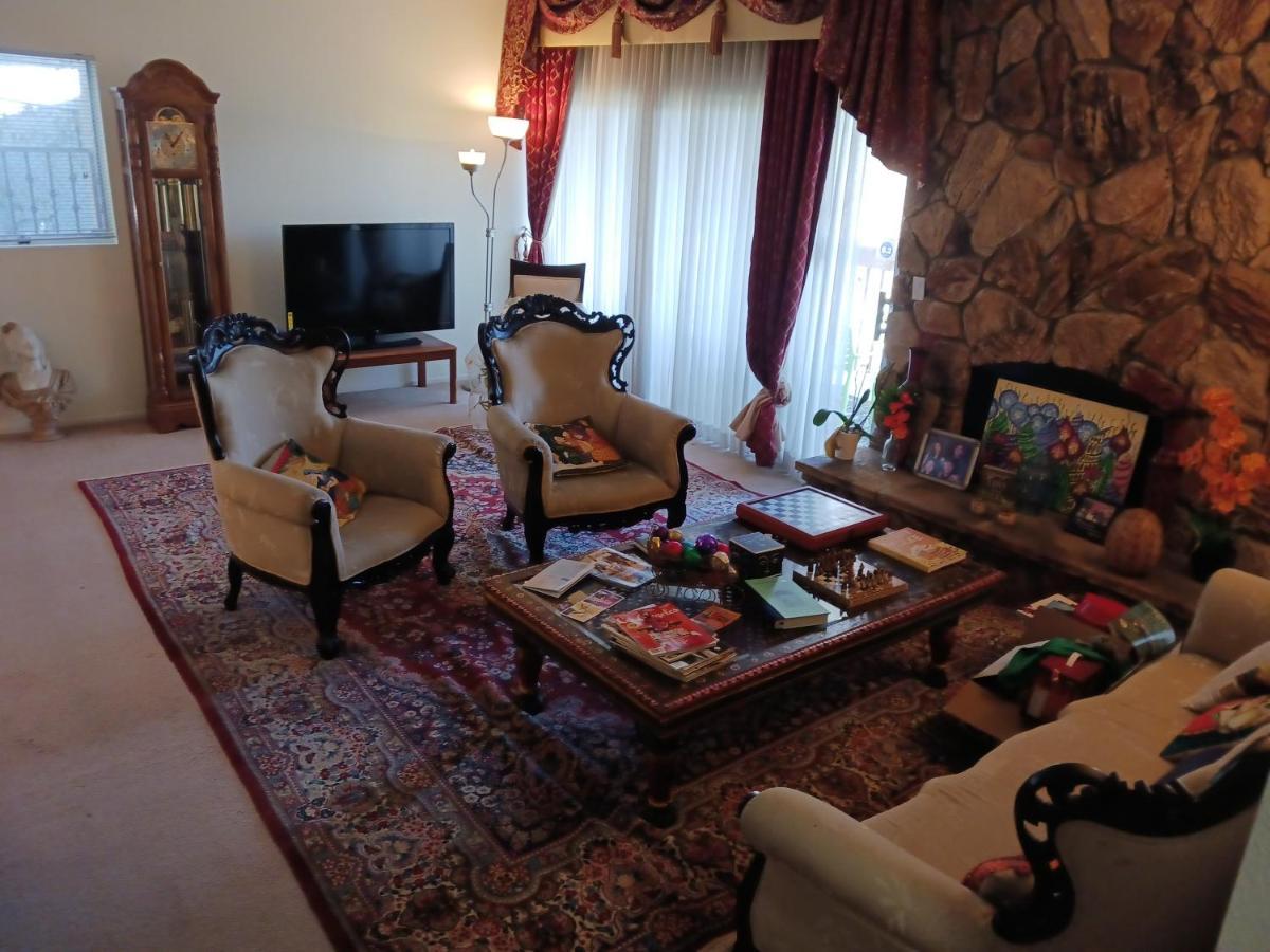 Bed And Breakfast In Hollywood Hills Los Ángeles Exterior foto