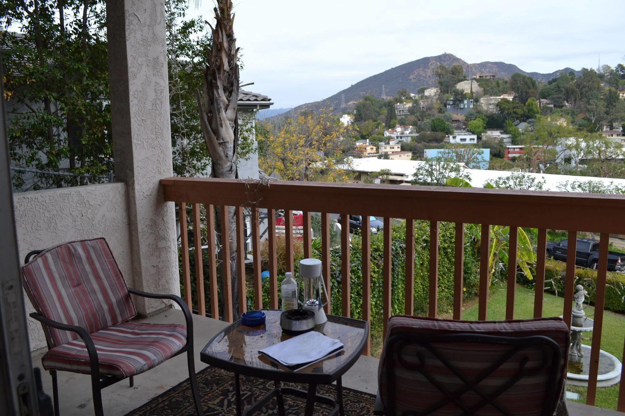 Bed And Breakfast In Hollywood Hills Los Ángeles Exterior foto
